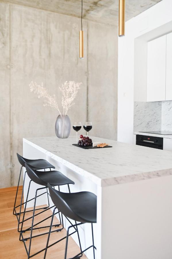 Cohost I New Basteja Life Apartments W-Garage Prkg & Self Check-In Вилнюс Екстериор снимка