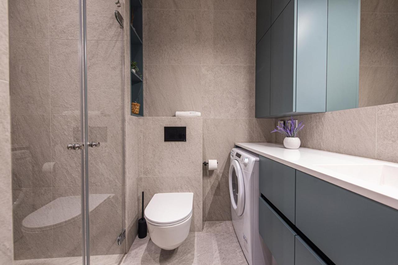 Cohost I New Basteja Life Apartments W-Garage Prkg & Self Check-In Вилнюс Екстериор снимка