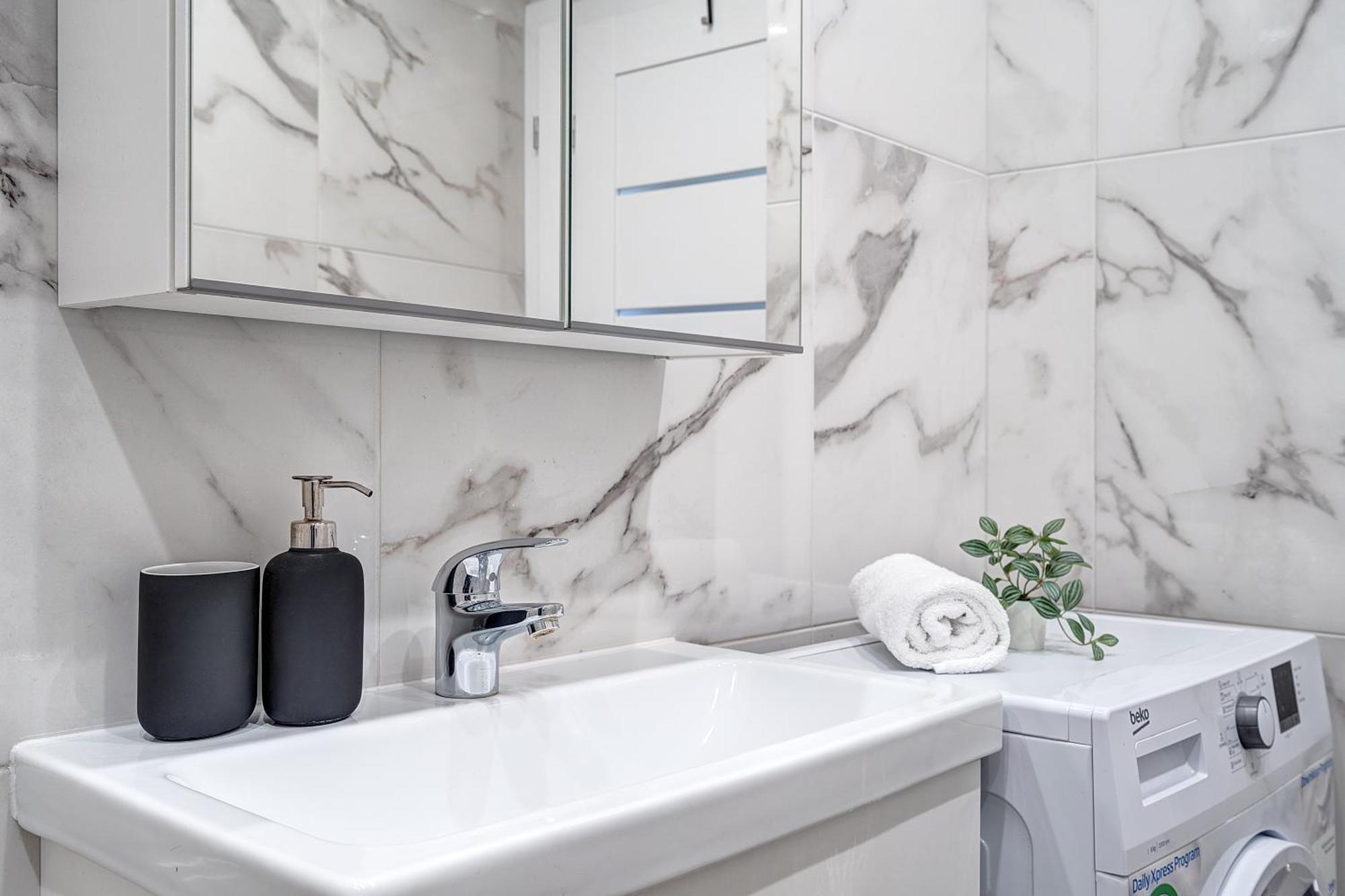 Cohost I New Basteja Life Apartments W-Garage Prkg & Self Check-In Вилнюс Екстериор снимка